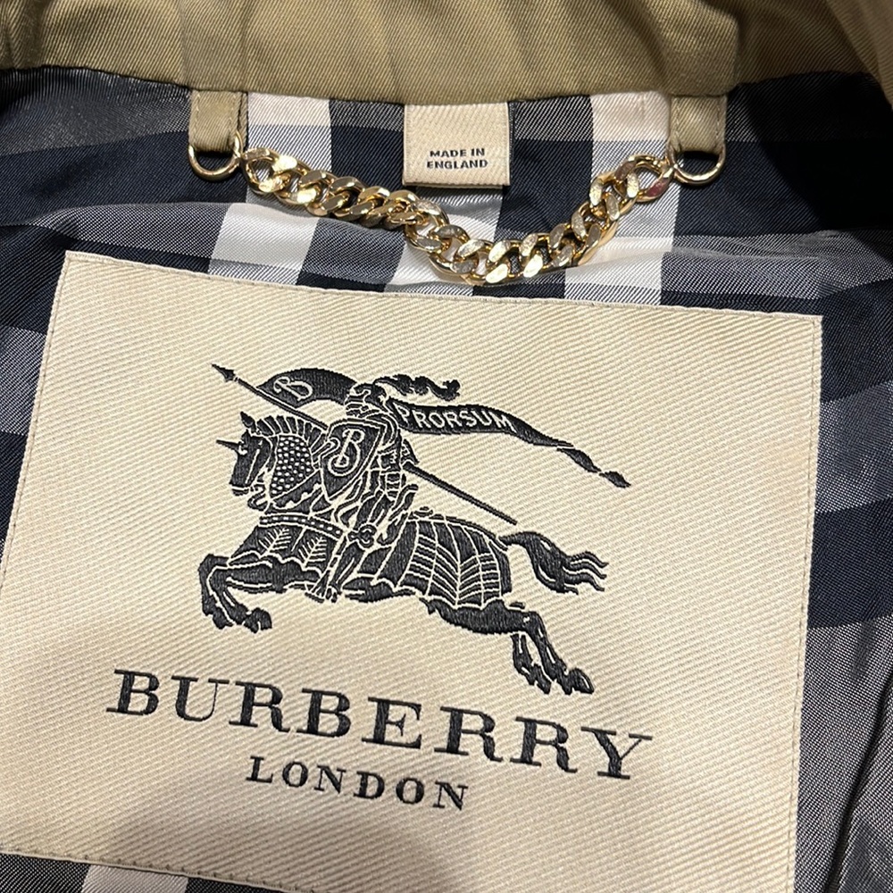 Burberry Trench coat